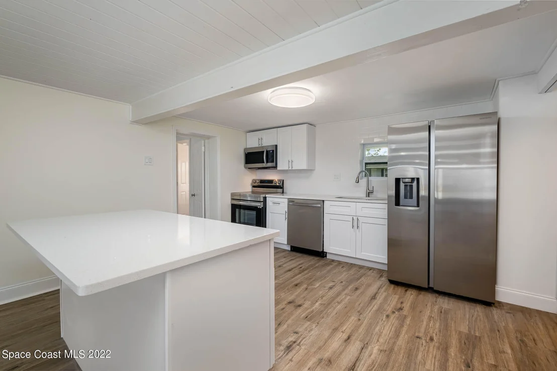 Photo of 9012 102nd Avenue