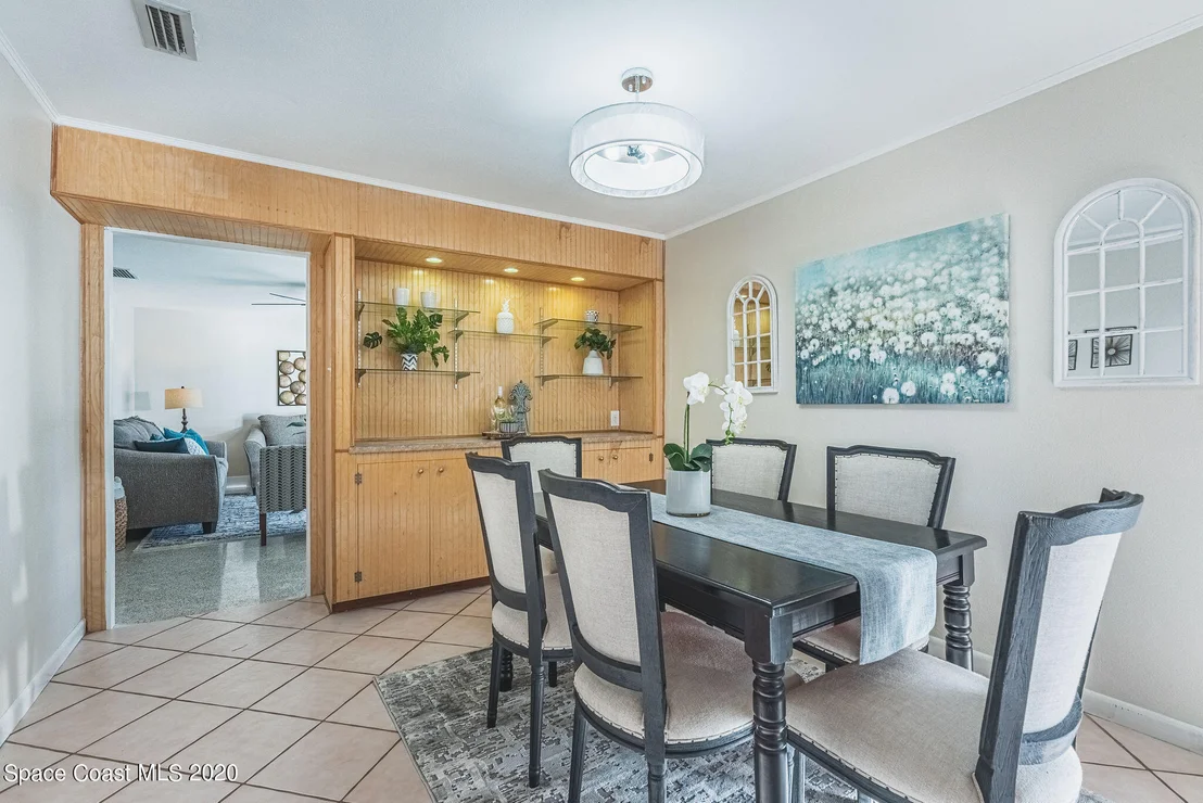 Photo of 347 Carmine Drive