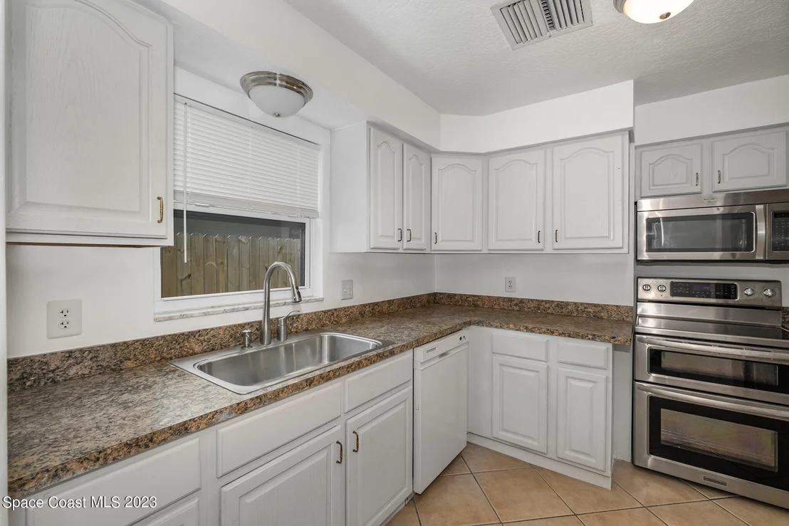 Photo of 2435 Sadler Lane