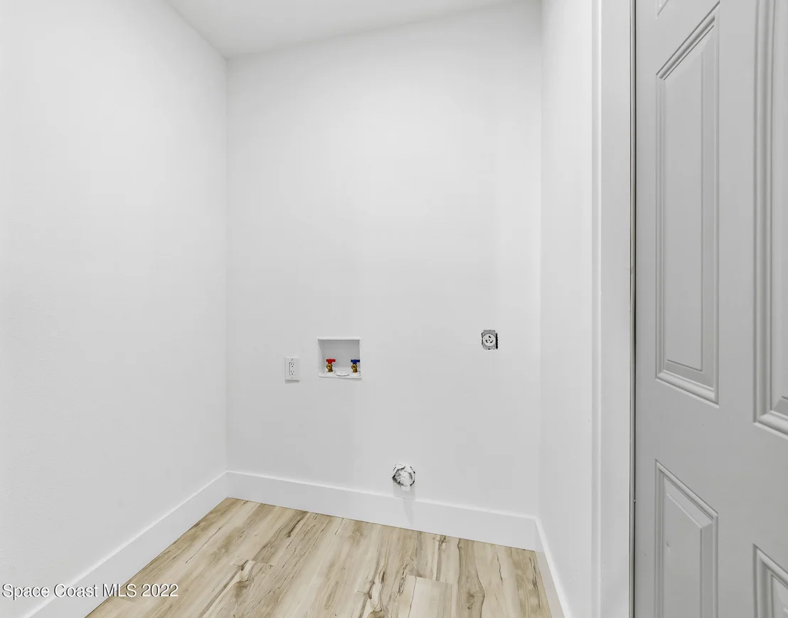 Photo of 401 Lee Avenue