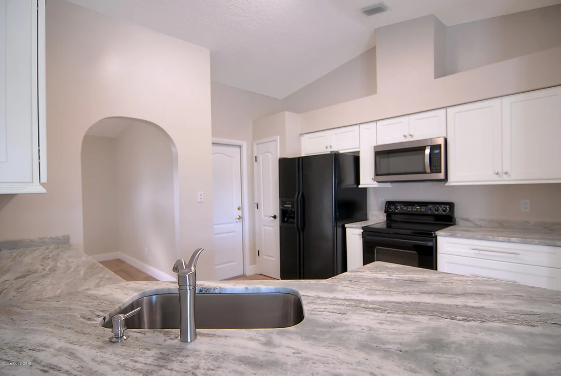 Photo of 170 Cinnamon Drive