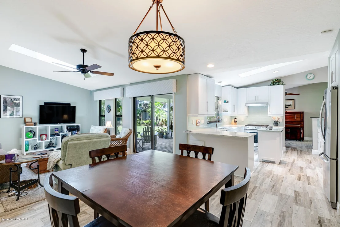 Photo of 406 Ormond Drive