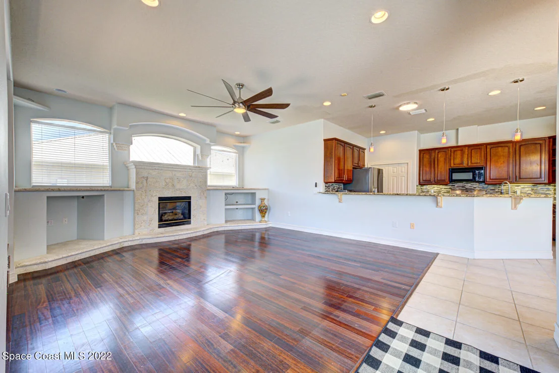 Photo of 334 Island Drive
