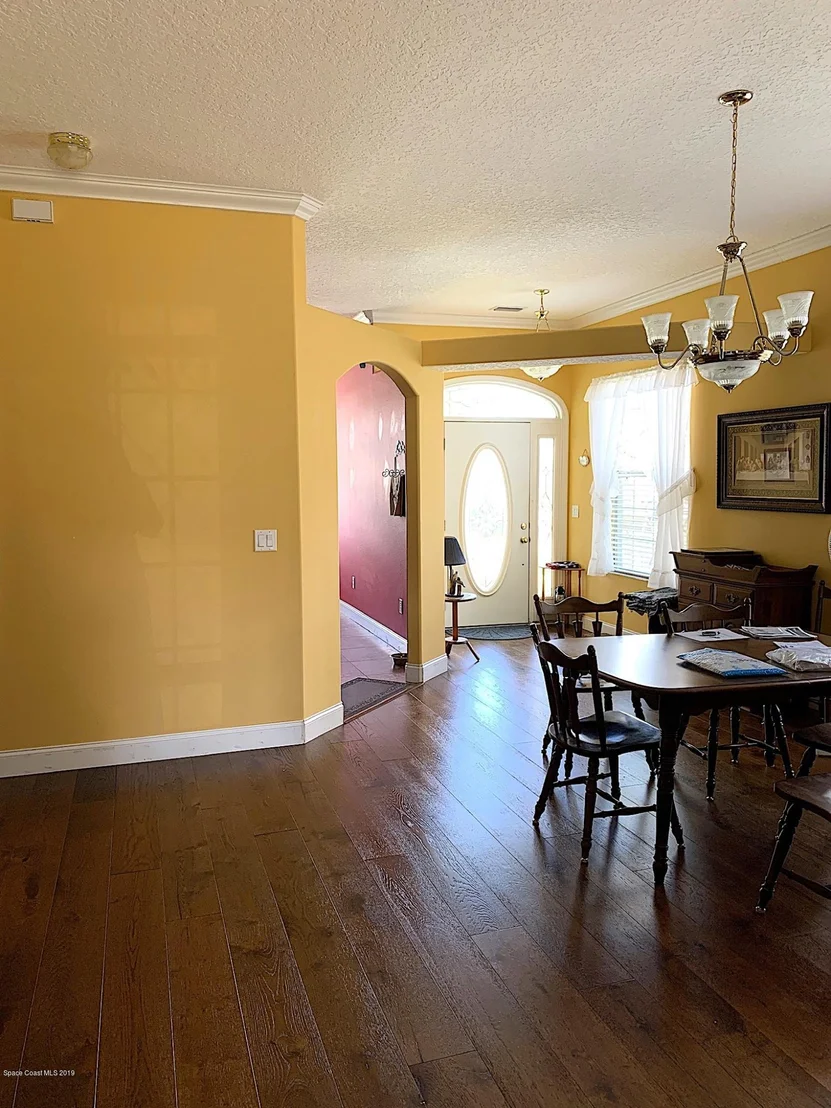 Photo of 6191 Janina Road