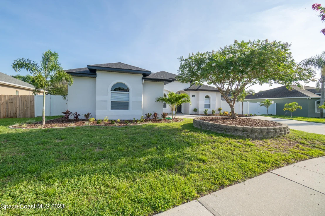 Photo of 2532 Christopher Drive