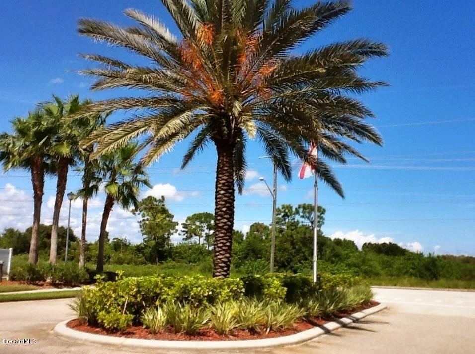 Photo of Unit 102 at 970 Luminary Circle