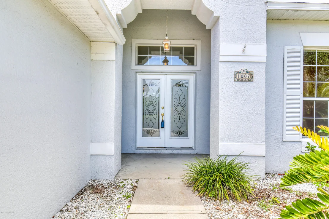 Photo of 1007 Fostoria Drive