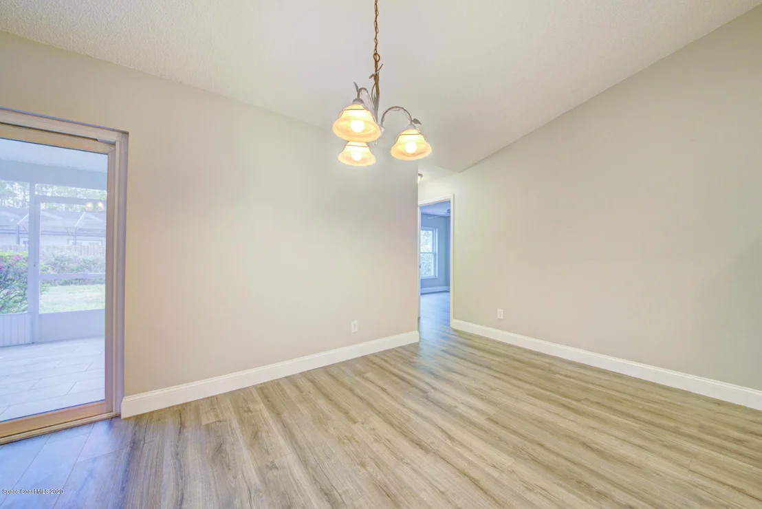 Photo of 6480 Adrian Street