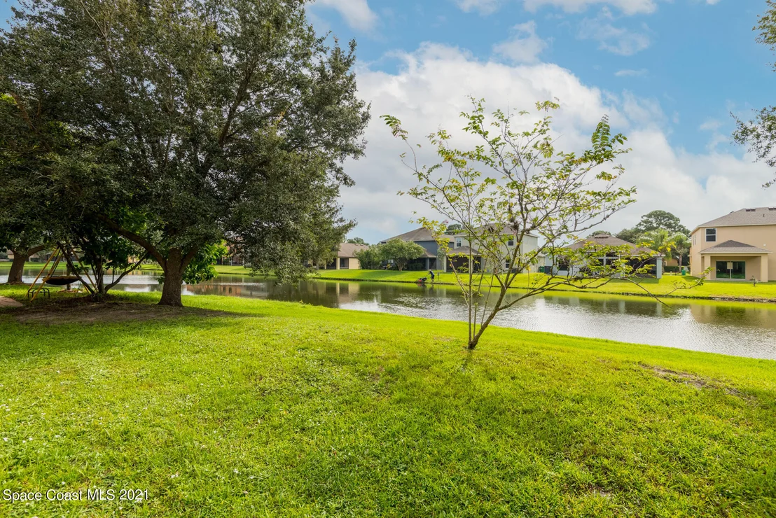 Photo of 245 Dryden Circle