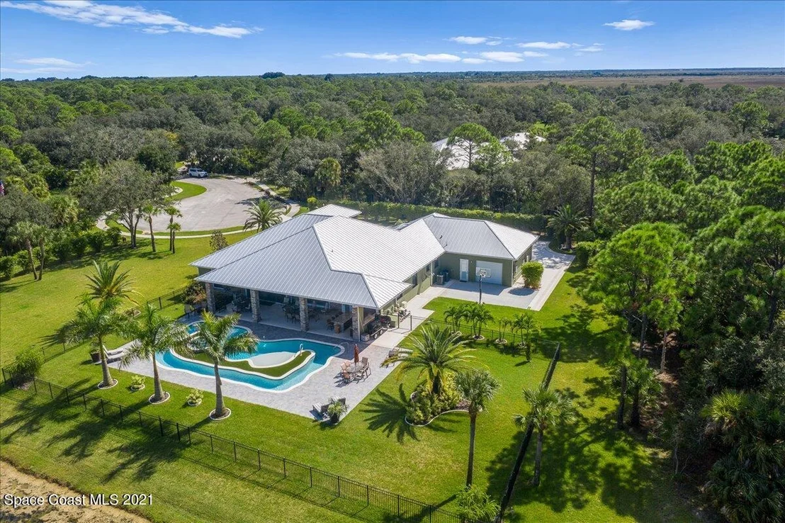 Photo of 2410 Pimlico Lane