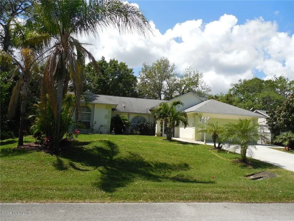 Photo of 349 Tunison Lane