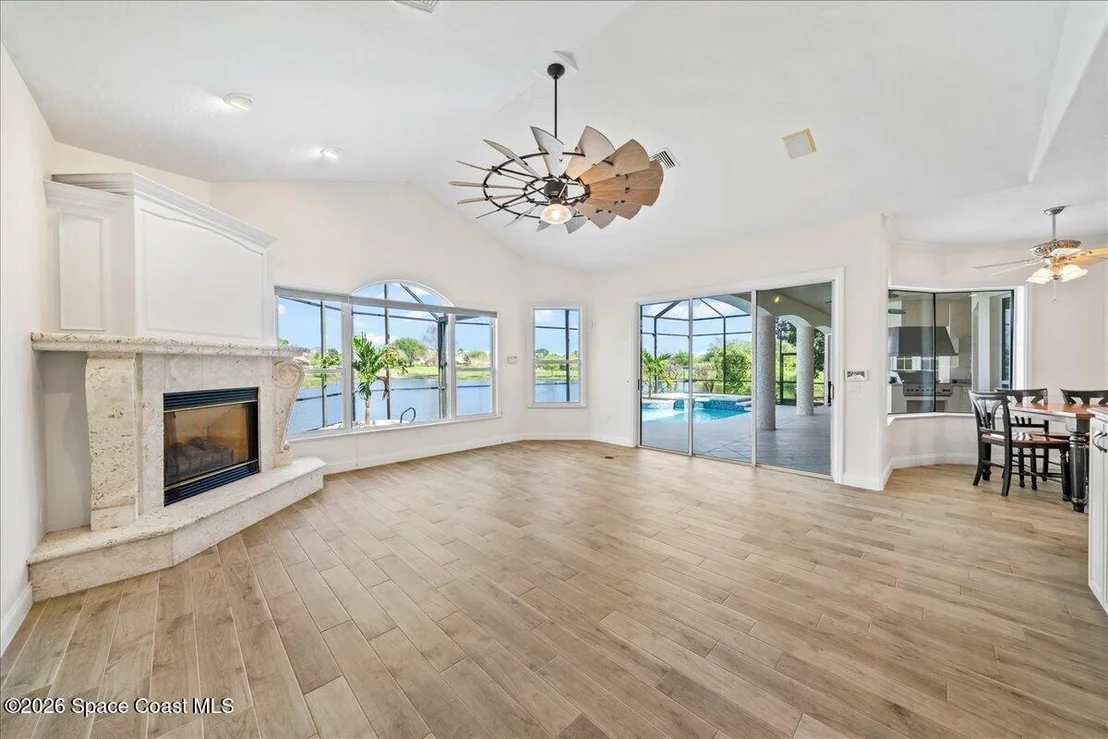 Photo of 918 Nelson Drive