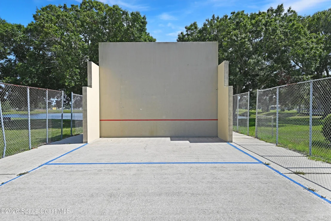 Photo of 451 E Egret Circle