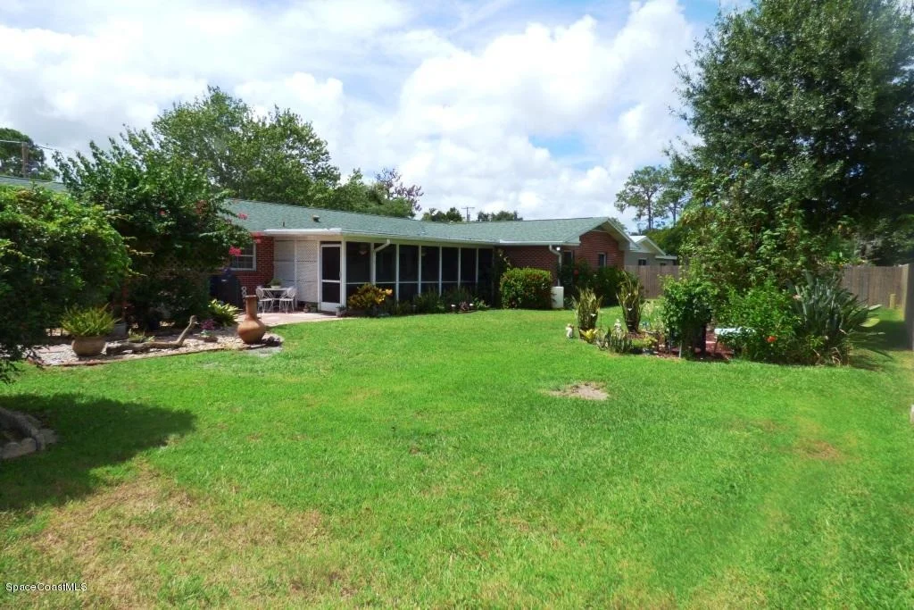 Photo of 1351 Gleneagles Way