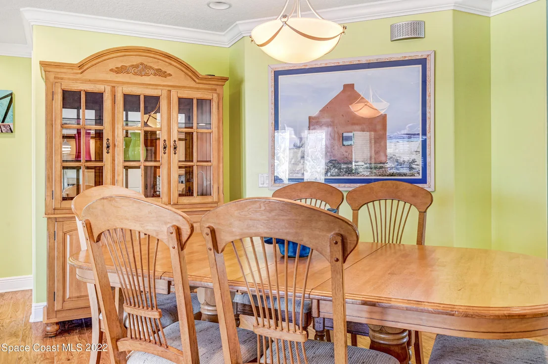 Photo of 414 Thrush Drive