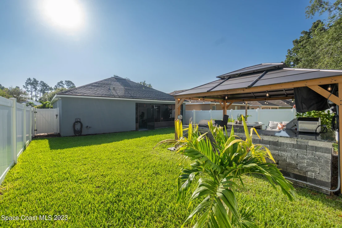 Photo of 362 Waterside Circle