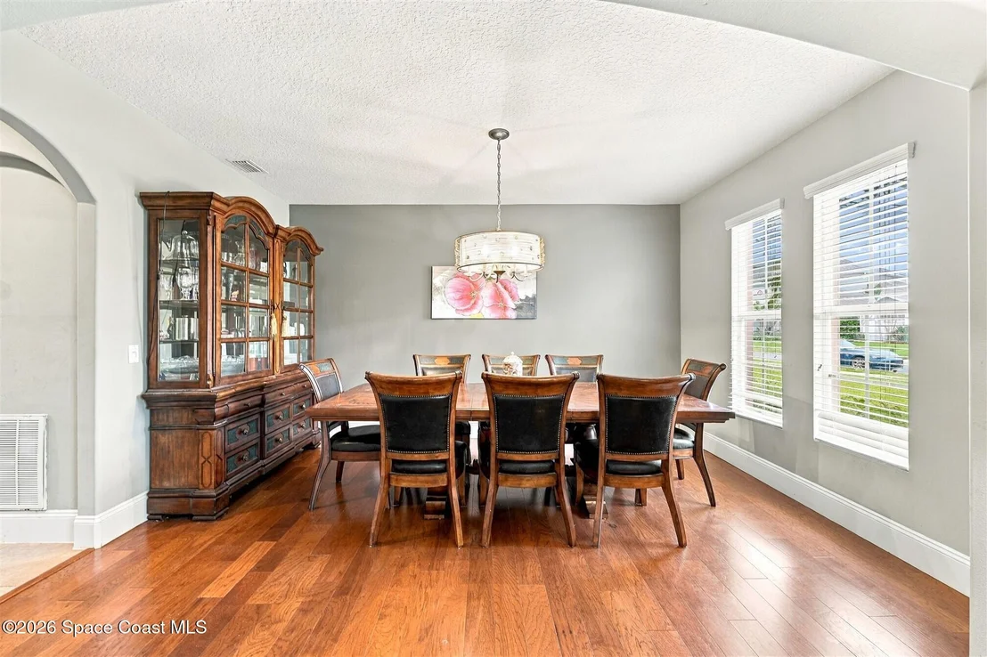 Photo of 1329 Tipperary Drive