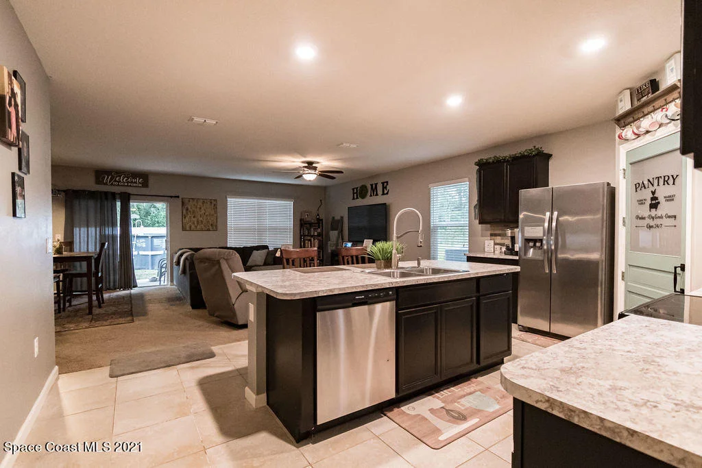 Photo of 4323 Starling Place