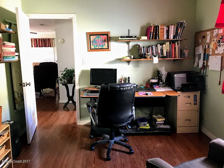 Photo of 3401 Gran Avenue NE