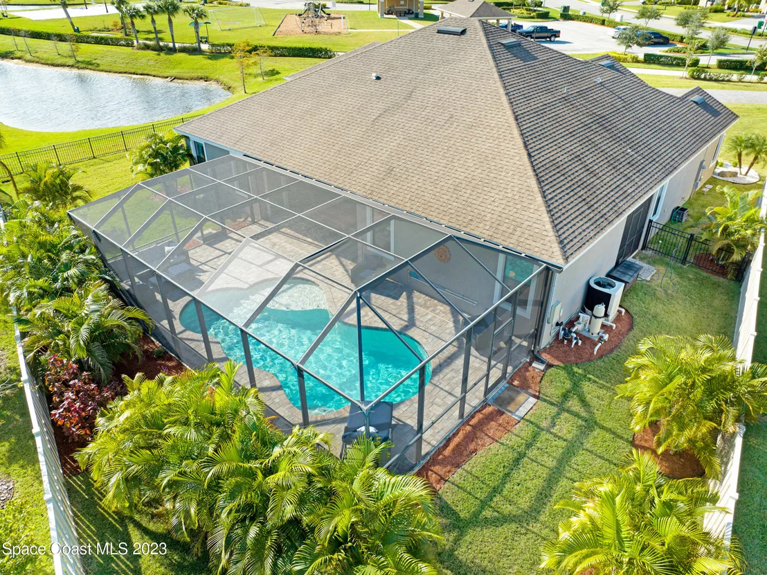 Photo of 7455 Millbrook Avenue