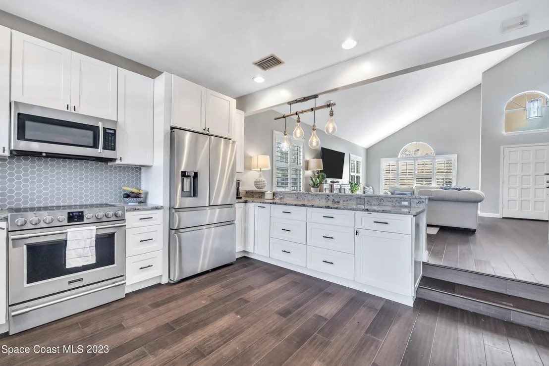 Photo of 1010 Citrus Avenue NE