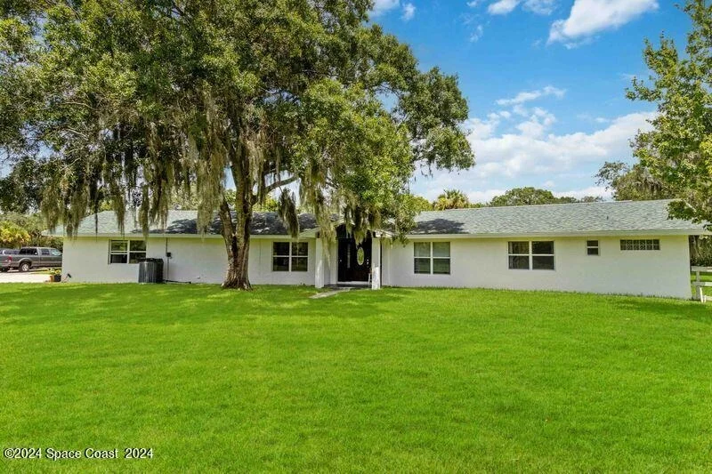 Photo of 4134 Parkway Drive