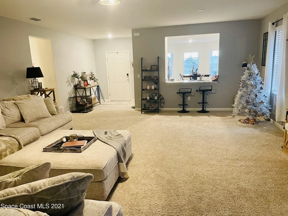 Photo of 560 Sorrento Drive