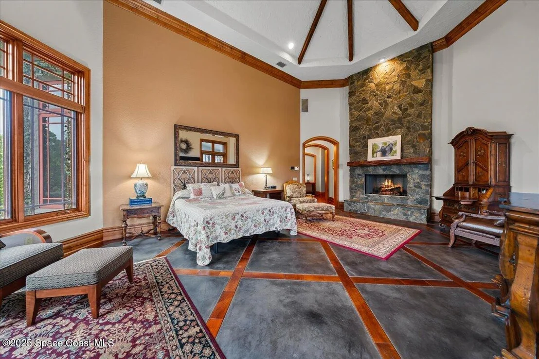 Photo of 586 Wethersfield Place