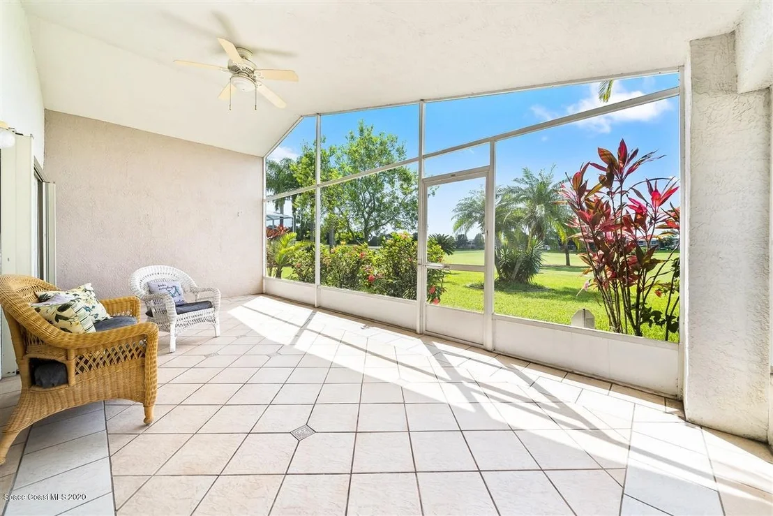 Photo of 2484 Addington Circle