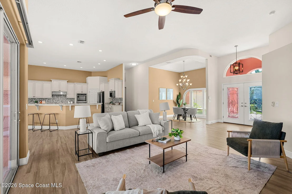 Photo of 327 Island Drive