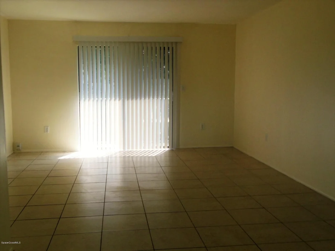 Photo of 2232 Flower Tree Circle