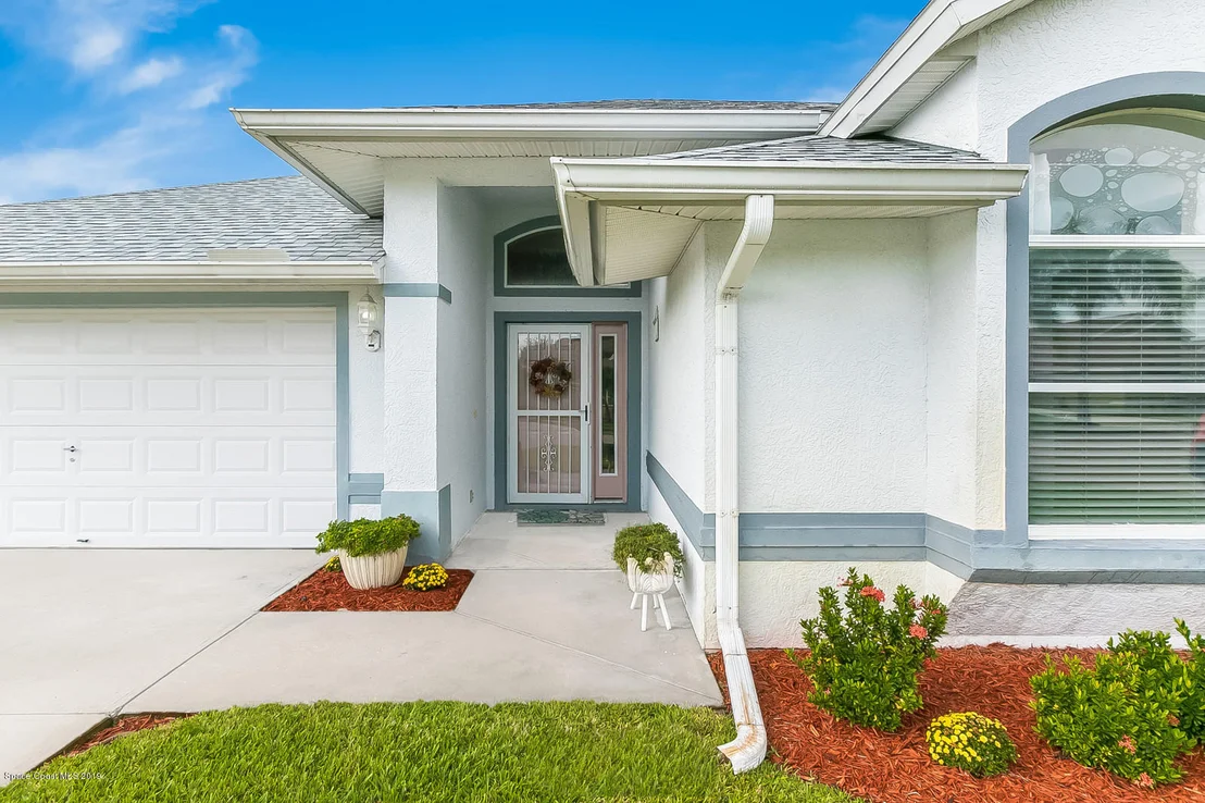 Photo of 3822 Saint Armens Circle