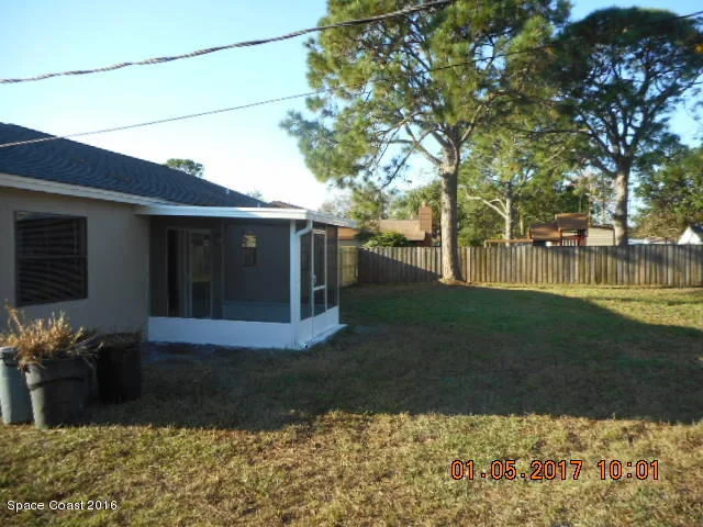 Photo of 5390 Holden Road