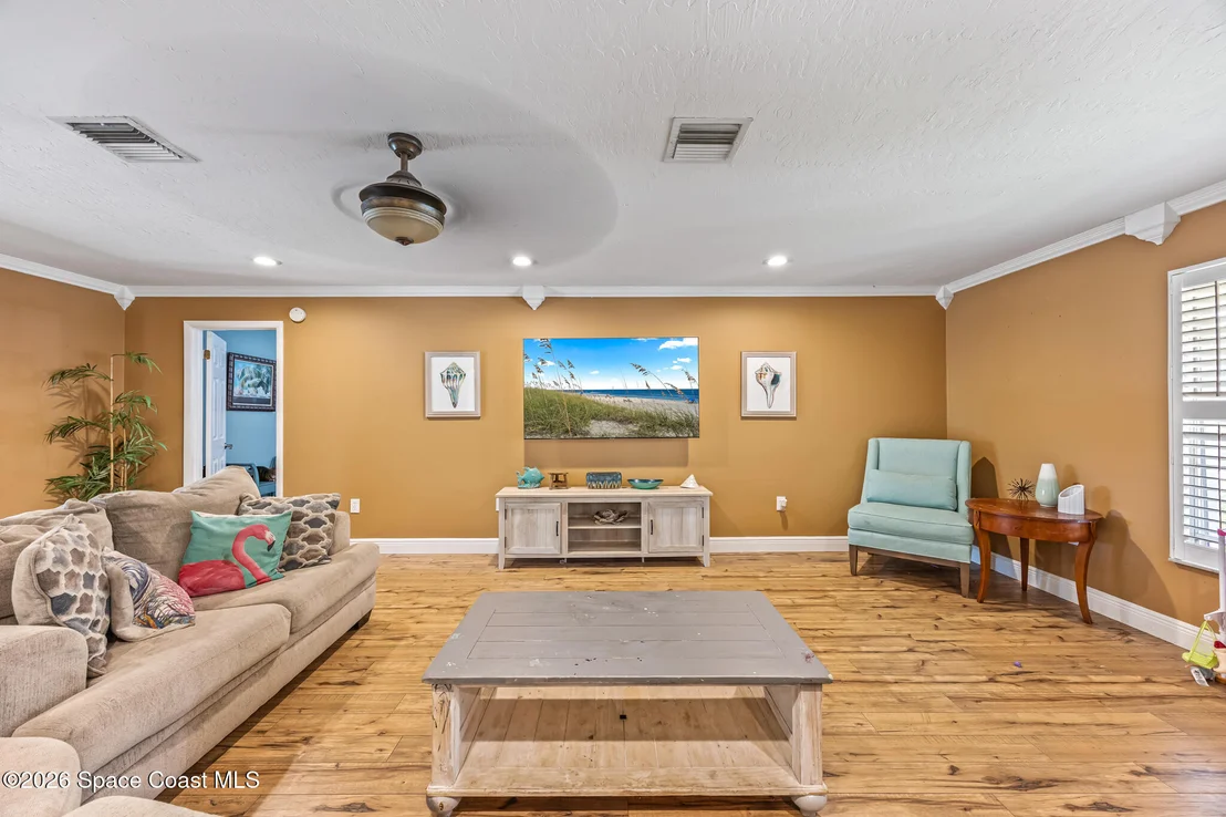 Photo of 1371 Gleneagles Way