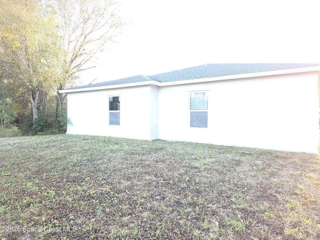 Photo of 2521 Pond Street