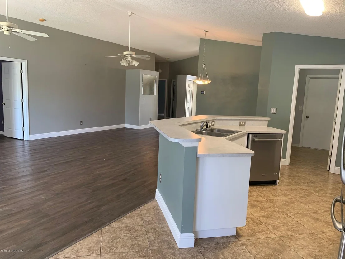 Photo of 701 Wickham Lakes Drive