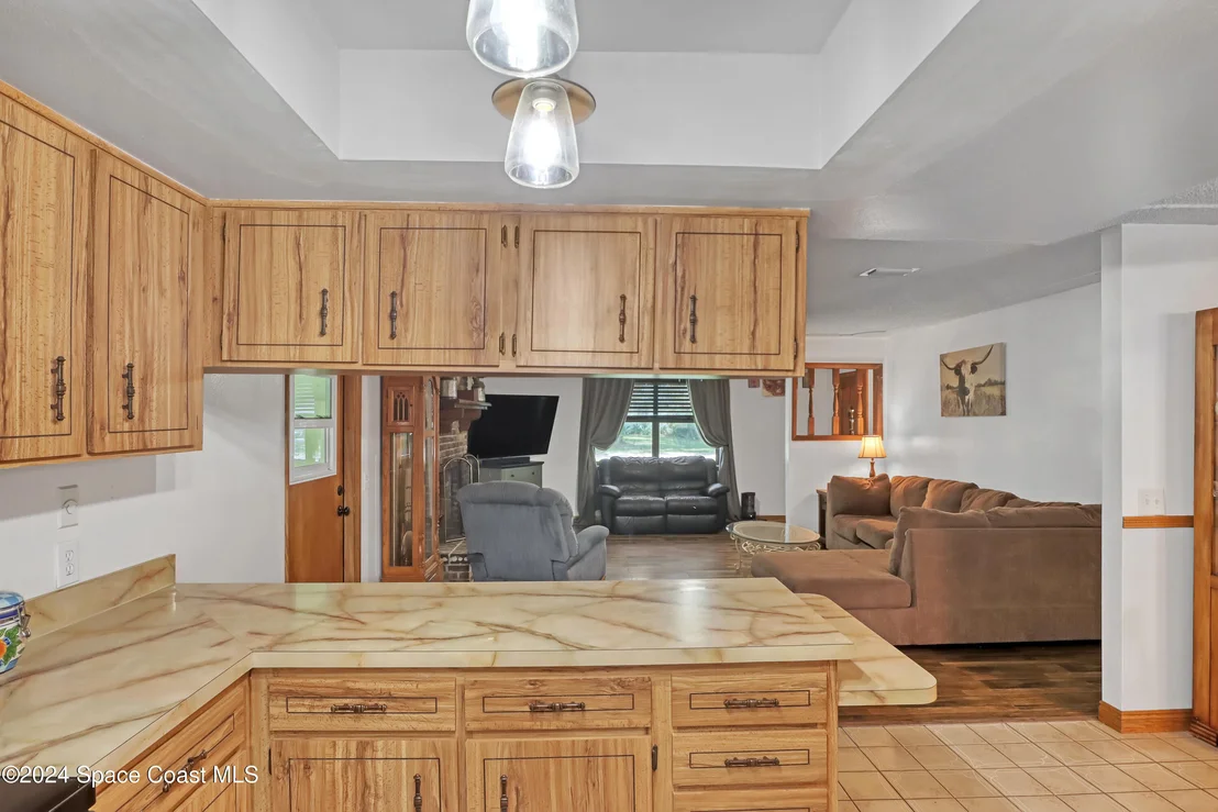 Photo of 6050 Oak Street