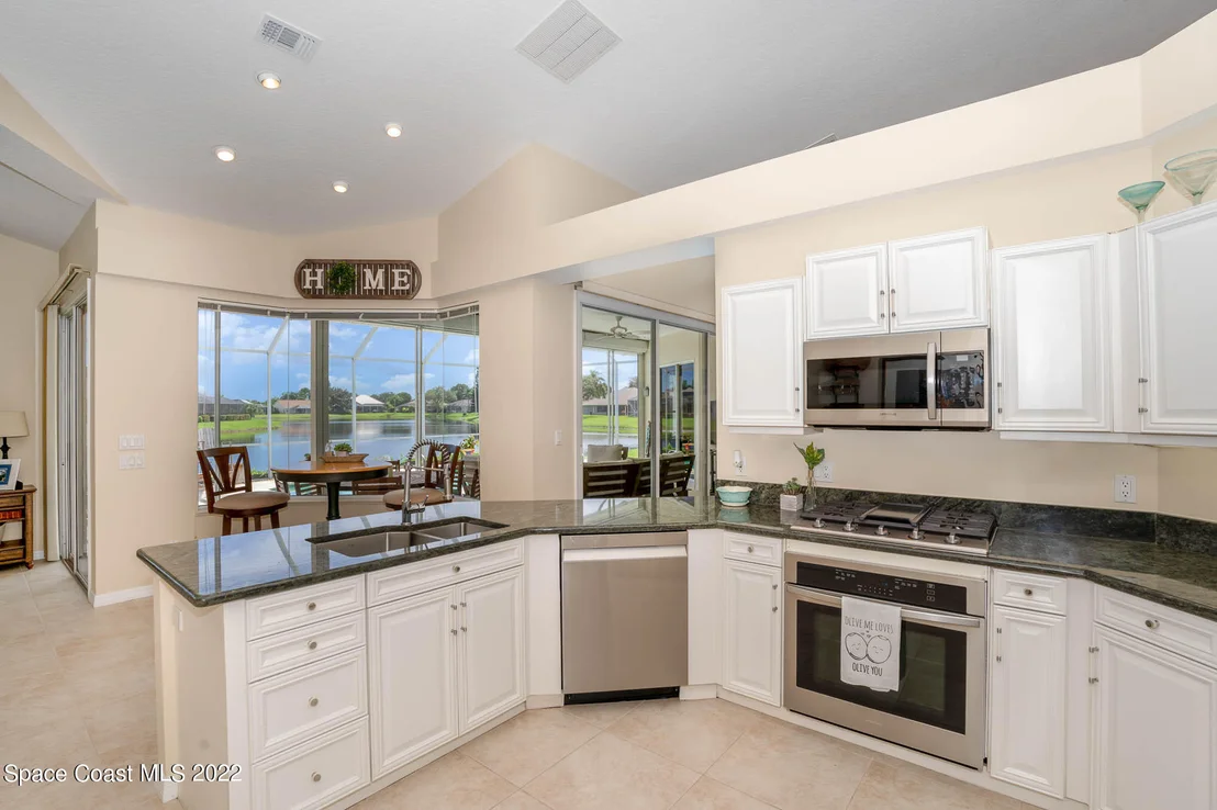 Photo of 993 Wildwood Drive