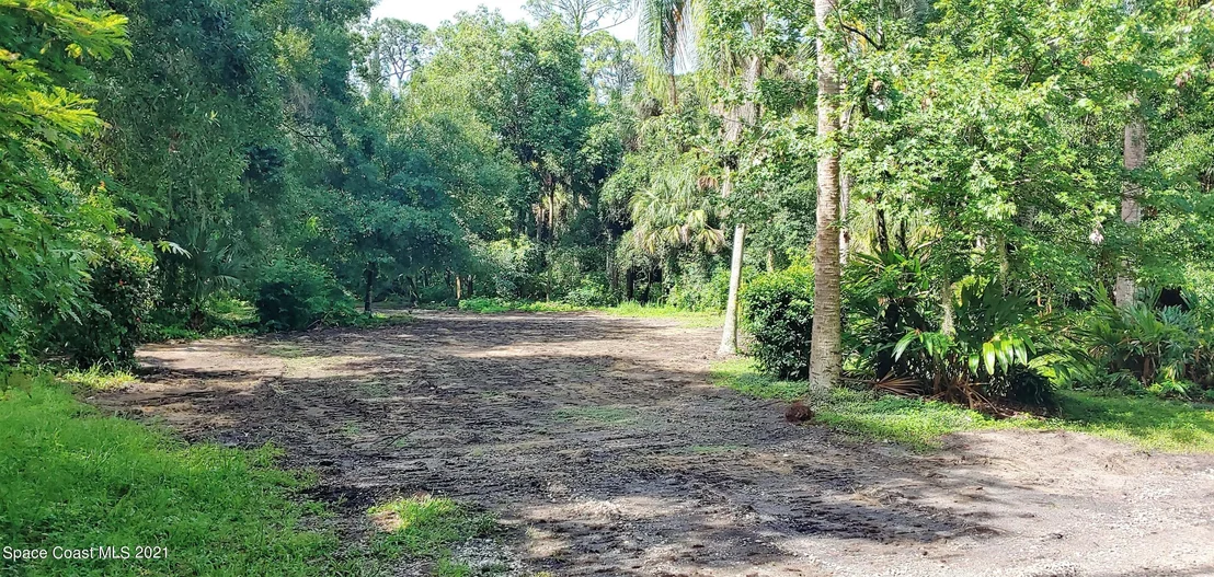 Photo of 5819 Crane Road