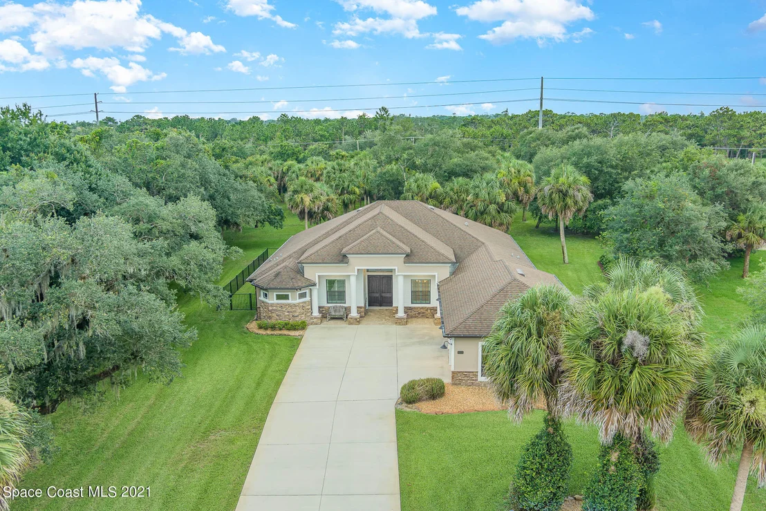 Photo of 1493 Sitka Lane