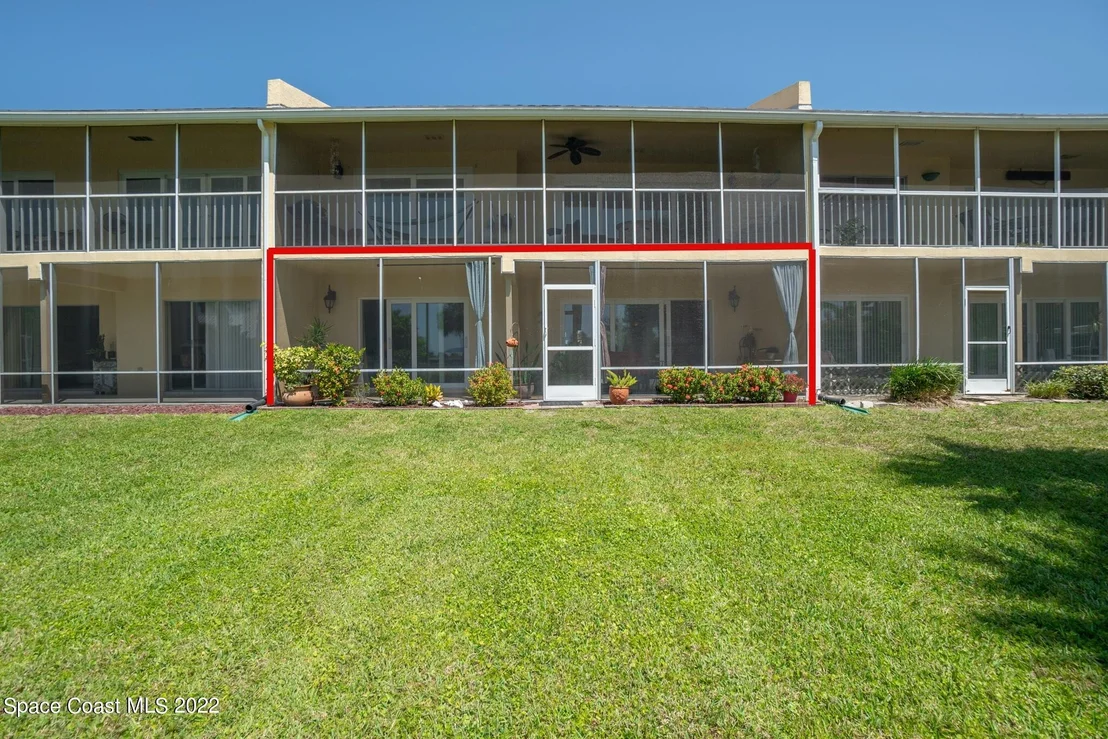 Photo of Unit 2 at 70 Cedar Avenue