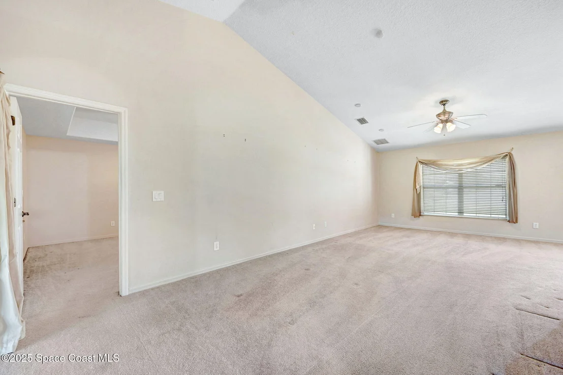 Photo of 1207 Van Tassel Trail NE
