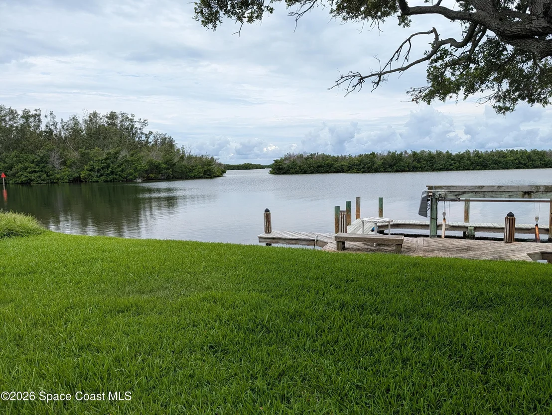 Photo of 597 Capri Road