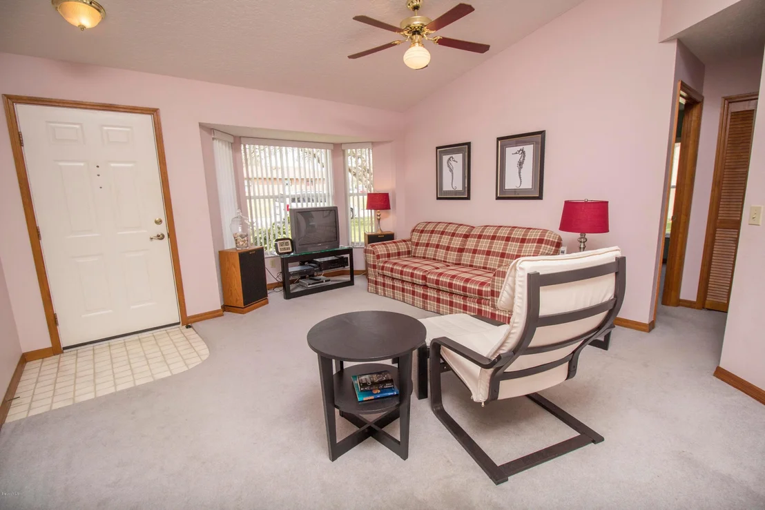 Photo of 6333 Irving Road