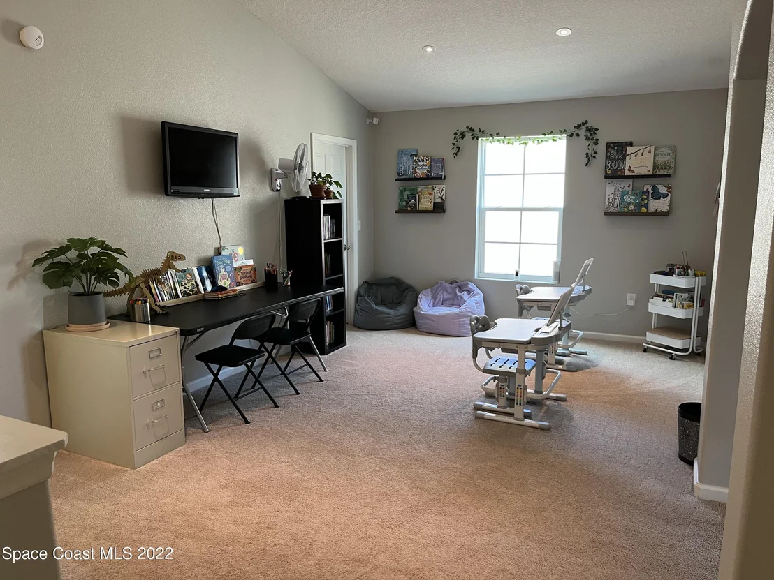 Photo of 800 Fiddleleaf Circle