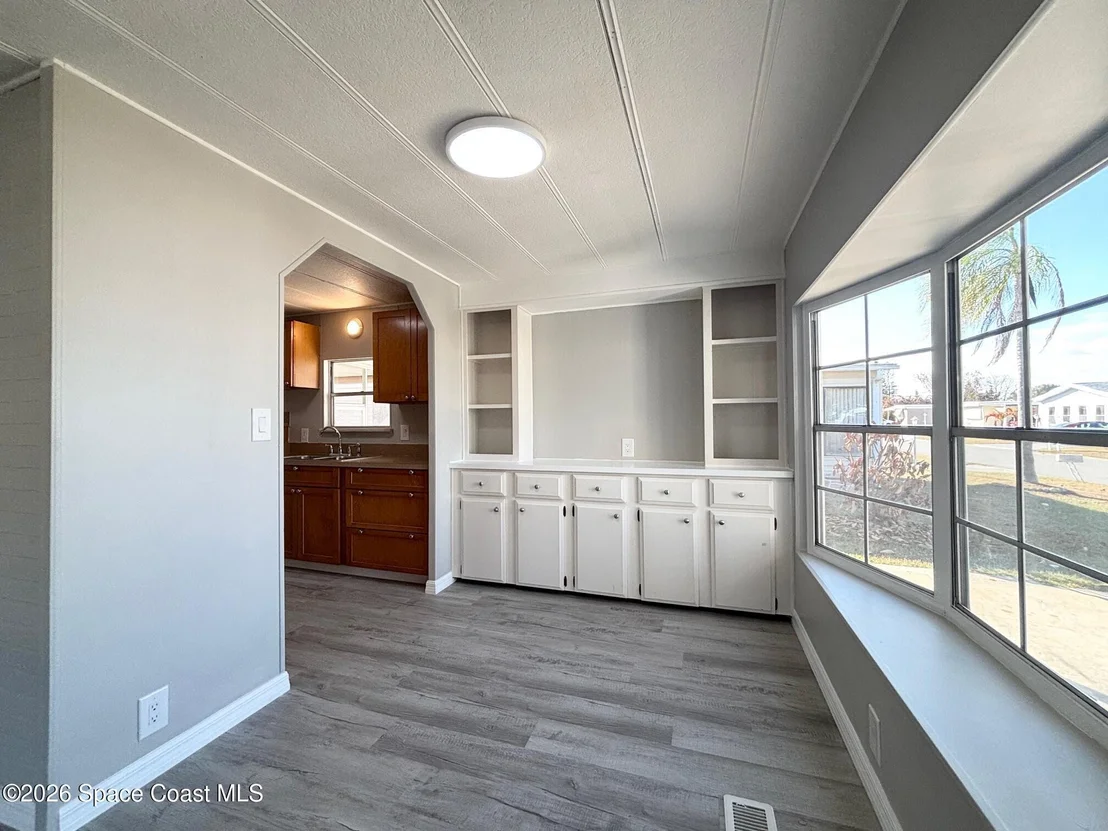 Photo of 960 Cashew Circle
