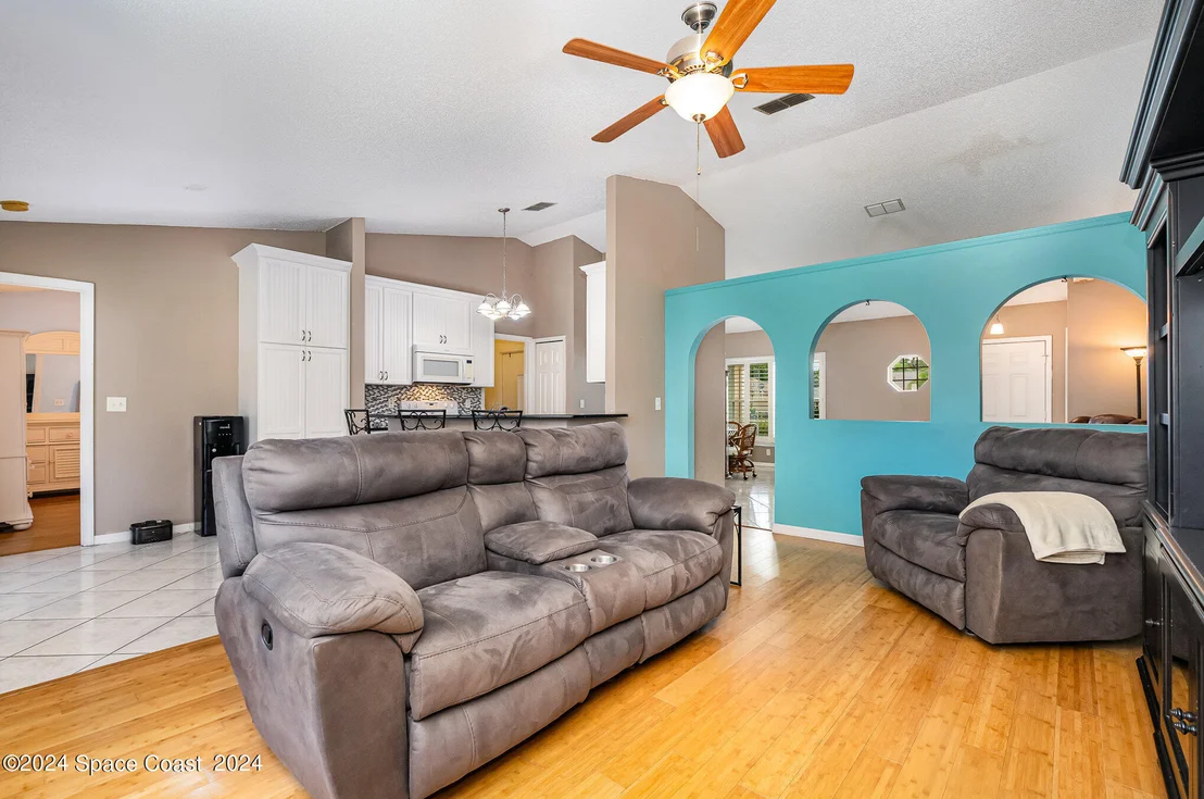 Photo of 6237 Arbor Avenue
