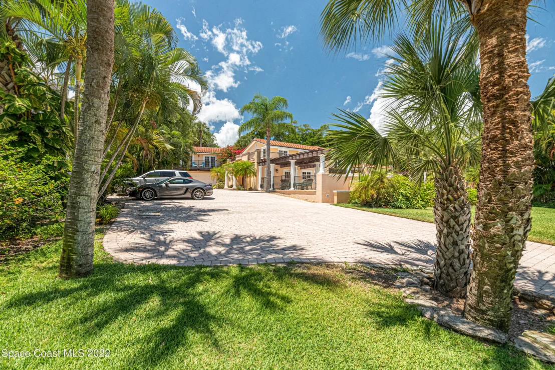 Photo of 2055 Rockledge Drive