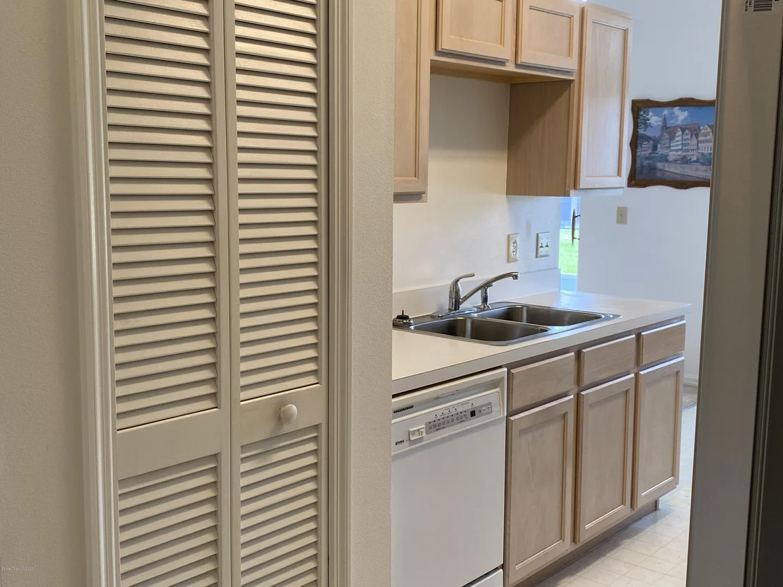 Photo of 3379 Lake View Circle