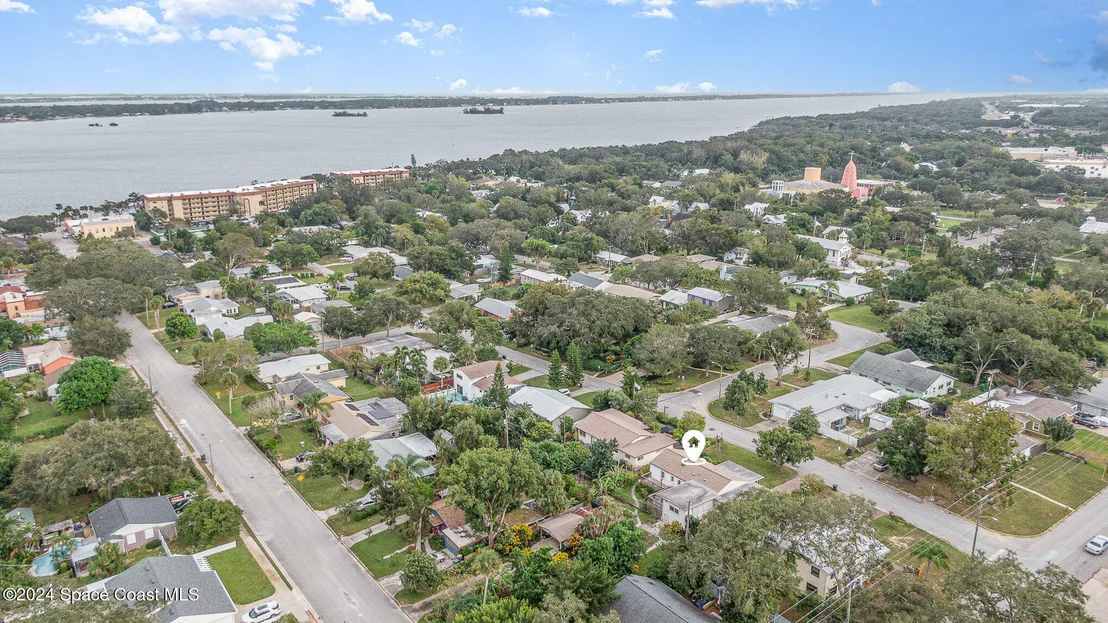 Photo of 54 Burlington Avenue